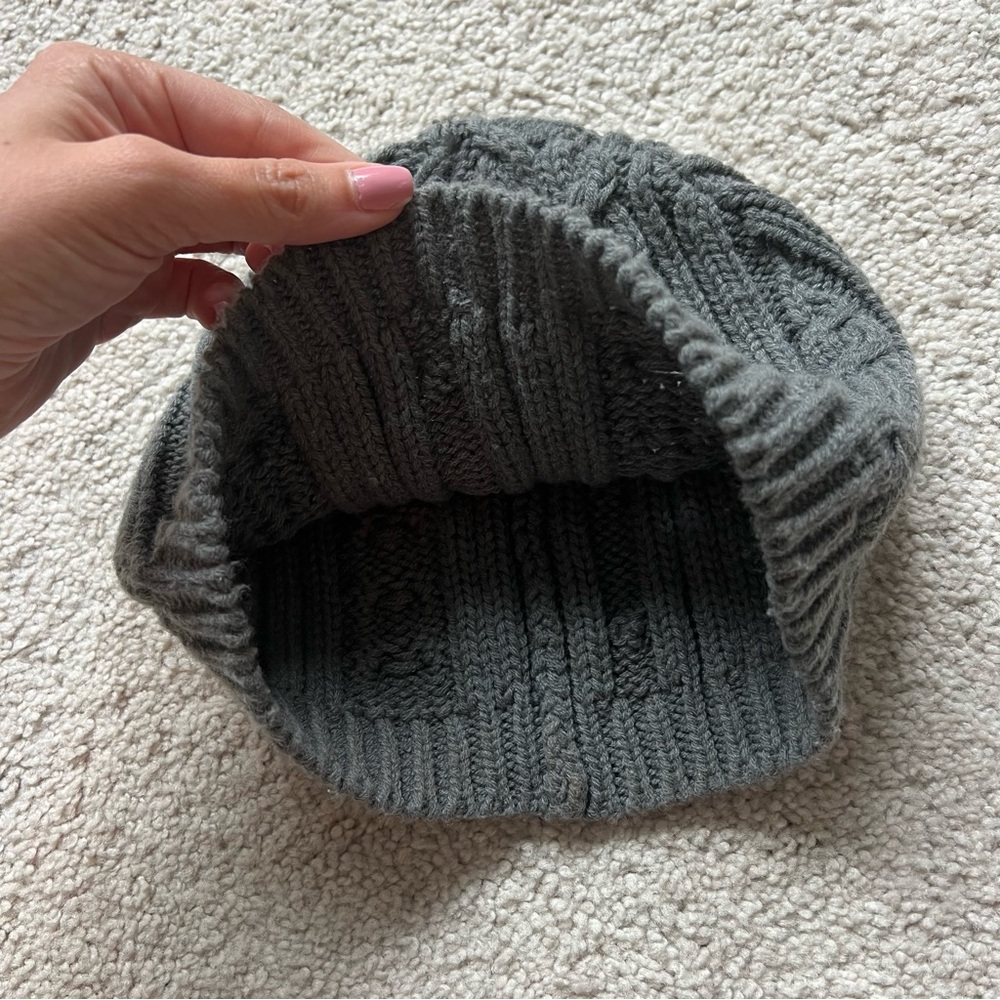 Gray Cable Knit Beanie - Picture 3 of 4